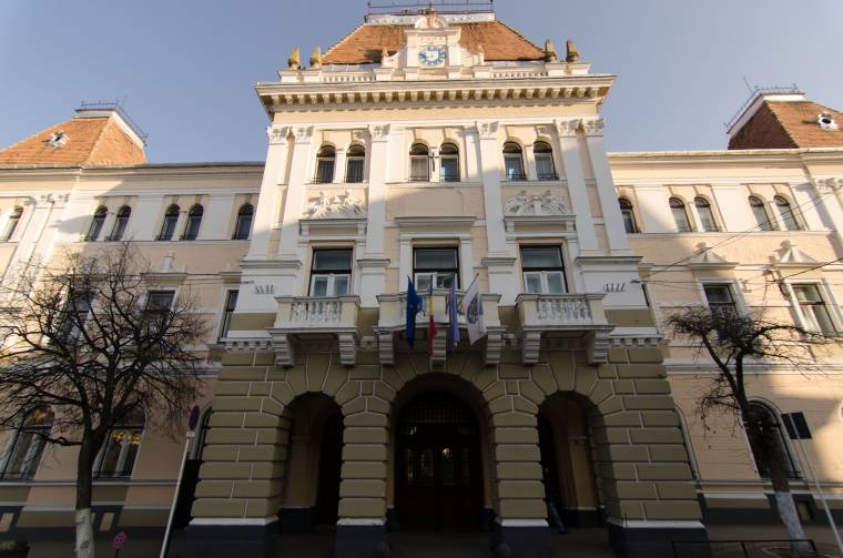 Még több közpénz kell az önkormányzati napilapra