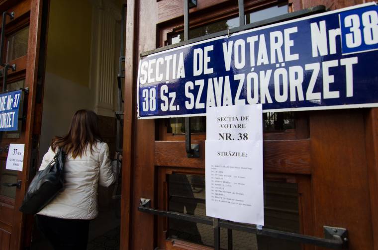 Szakértő: az előrejelzések szerint 40-45 százalékos lehet a részvétel