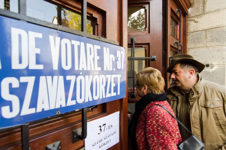 Államfőválasztás: döntés két hét múlva