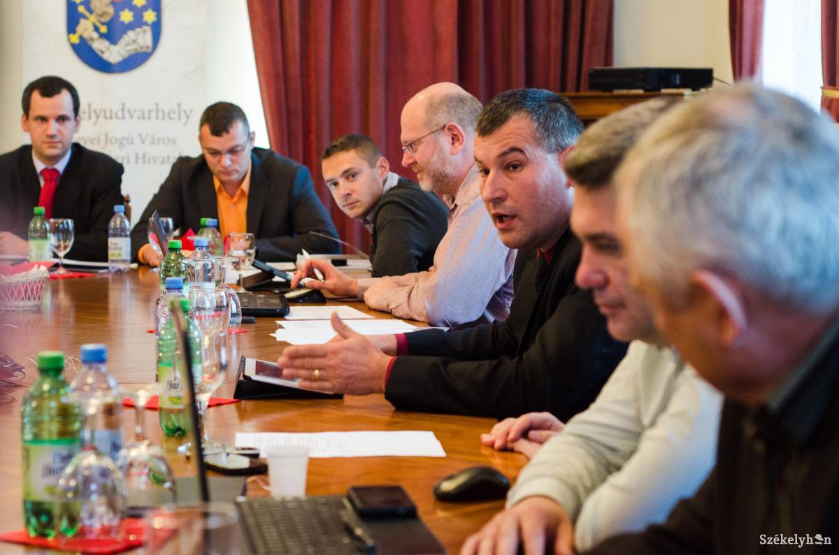 &bullet;  Fotó: Lukácsi Lehel