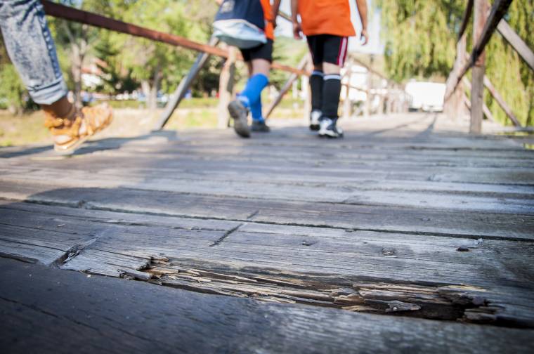 Új fahidat építenének