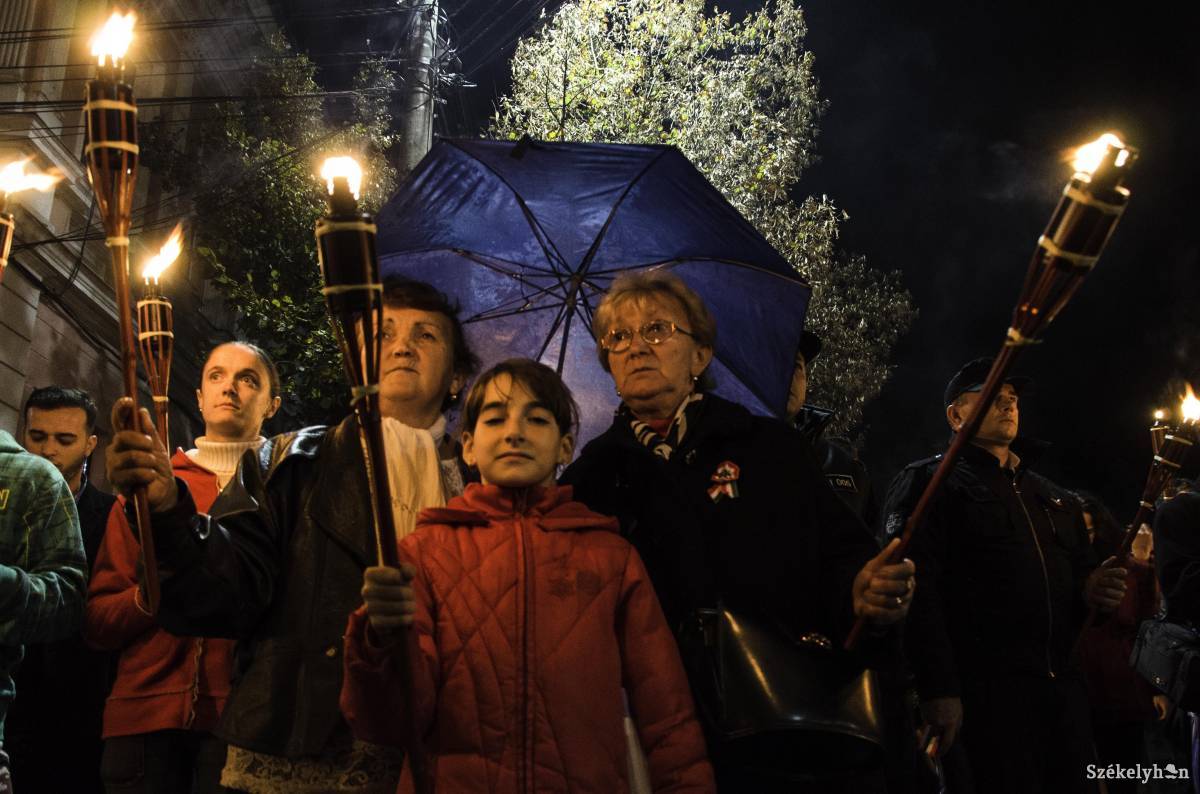 &bullet;  Fotó: Lukácsi Lehel