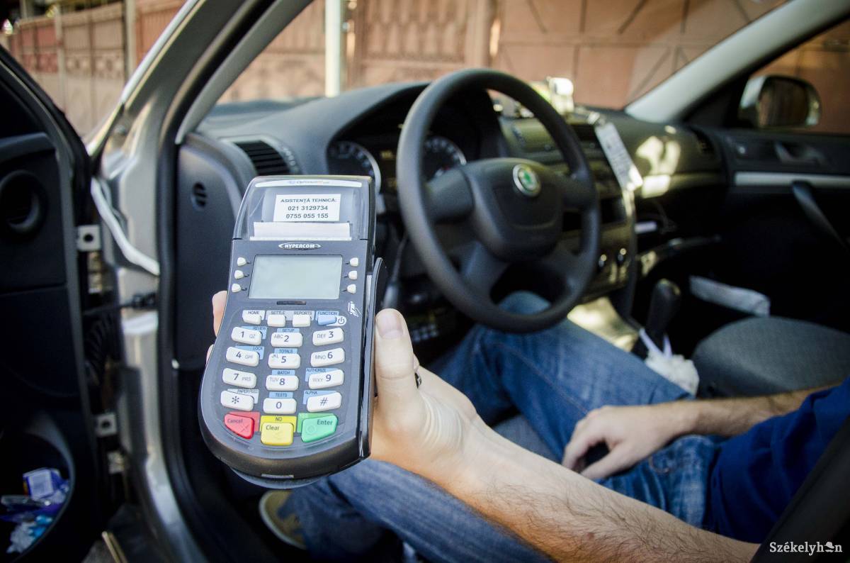 &bullet;  Fotó: Lukácsi Lehel