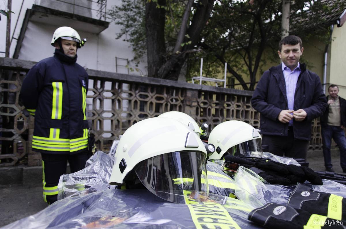 &bullet;  Fotó: Lukácsi Lehel