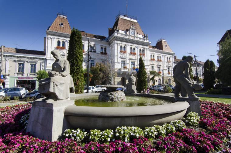 Kényszerhelyzetben az udvarhelyi városvezetőség