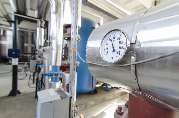 Nagyváradi példával szemlélteti az Intelligens Energia Egyesület, mivel kellene fűteni