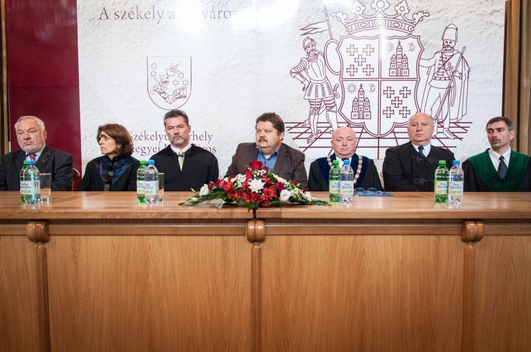 Helyben tanulni és érvényesülni