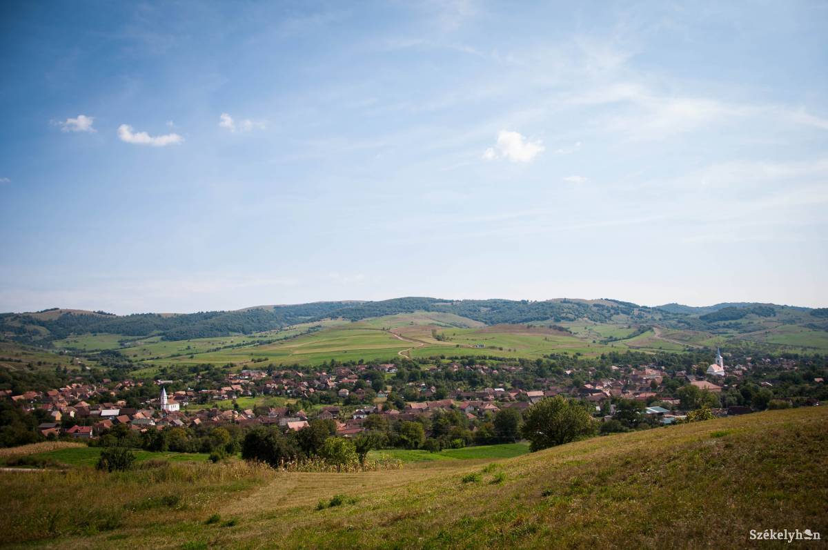 &bullet;  Fotó: Lukácsi Lehel