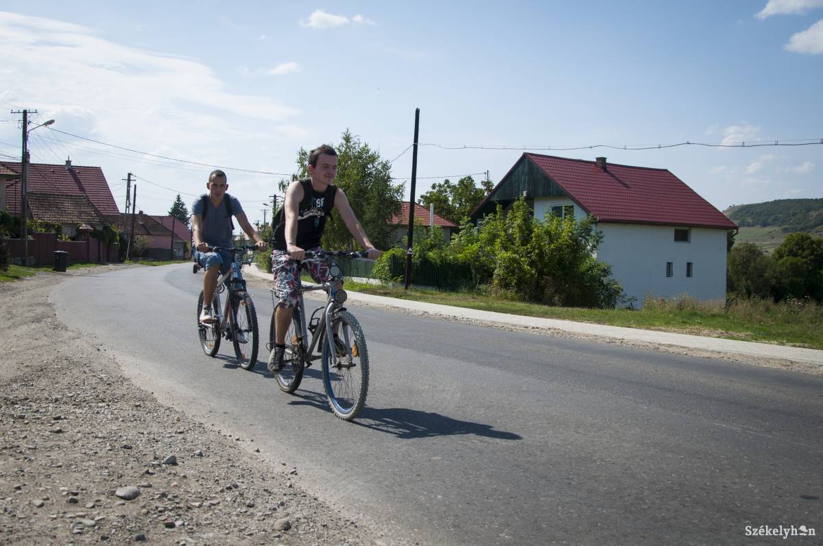 &bullet;  Fotó: Lukácsi Lehel