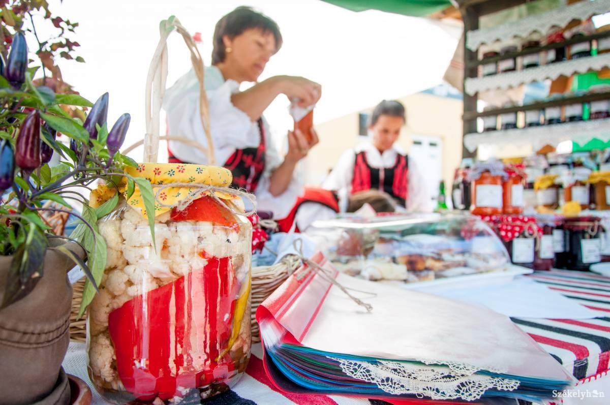 &bullet;  Fotó: Lukácsi Lehel