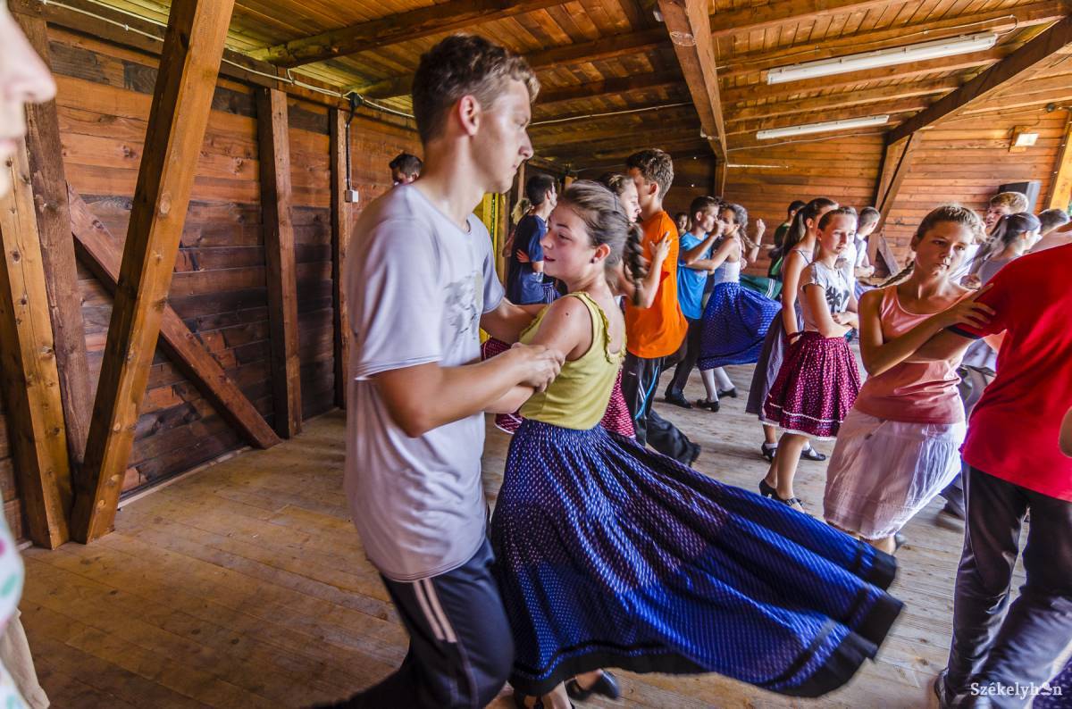 &bullet;  Fotó: Veres Nándor