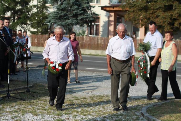 Az áldozatokra emlékeztek