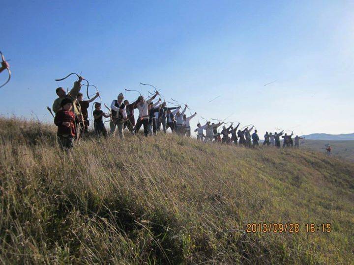 Barátságból íjászszenvedély