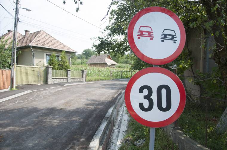 Megváltozott utcakép Nagygalambfalván