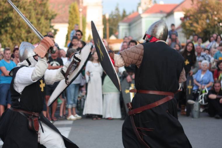 Várfesztivál középkorra hangolva Udvarhelyen