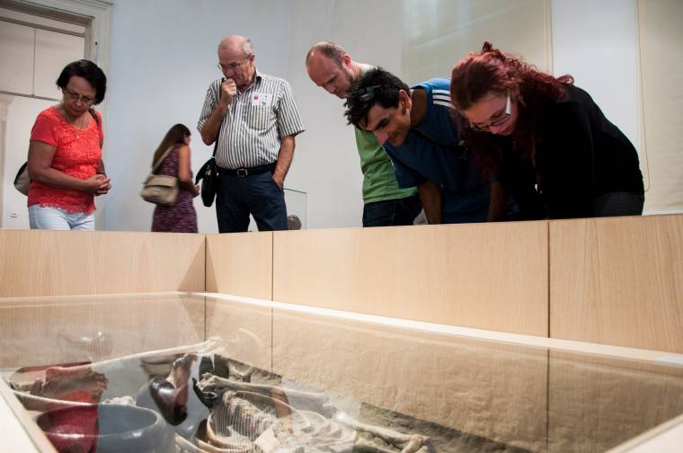 Szóra bírt csontok