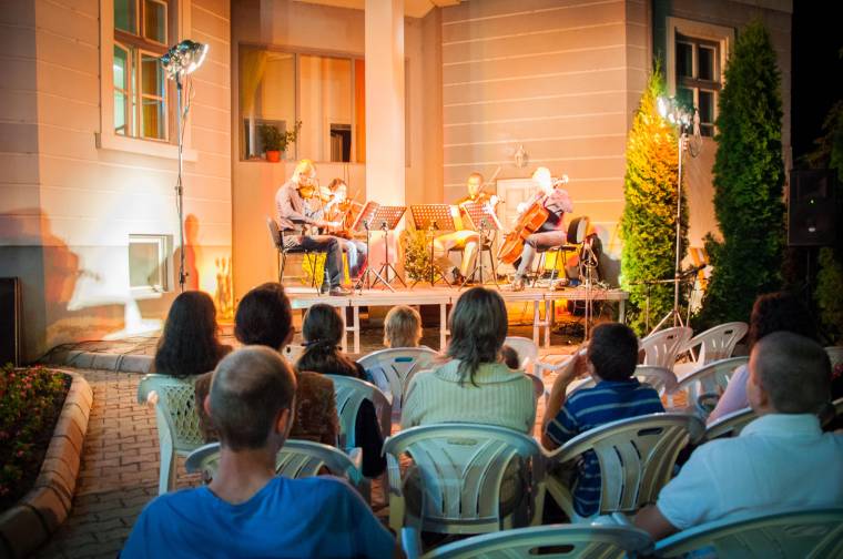 Nyitott könyvek, nyitott rendezvény