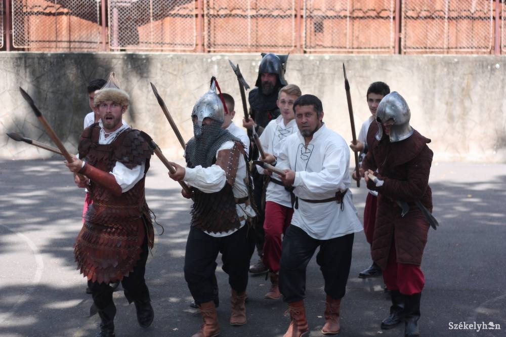 &bullet;  Fotó: Veres Réka