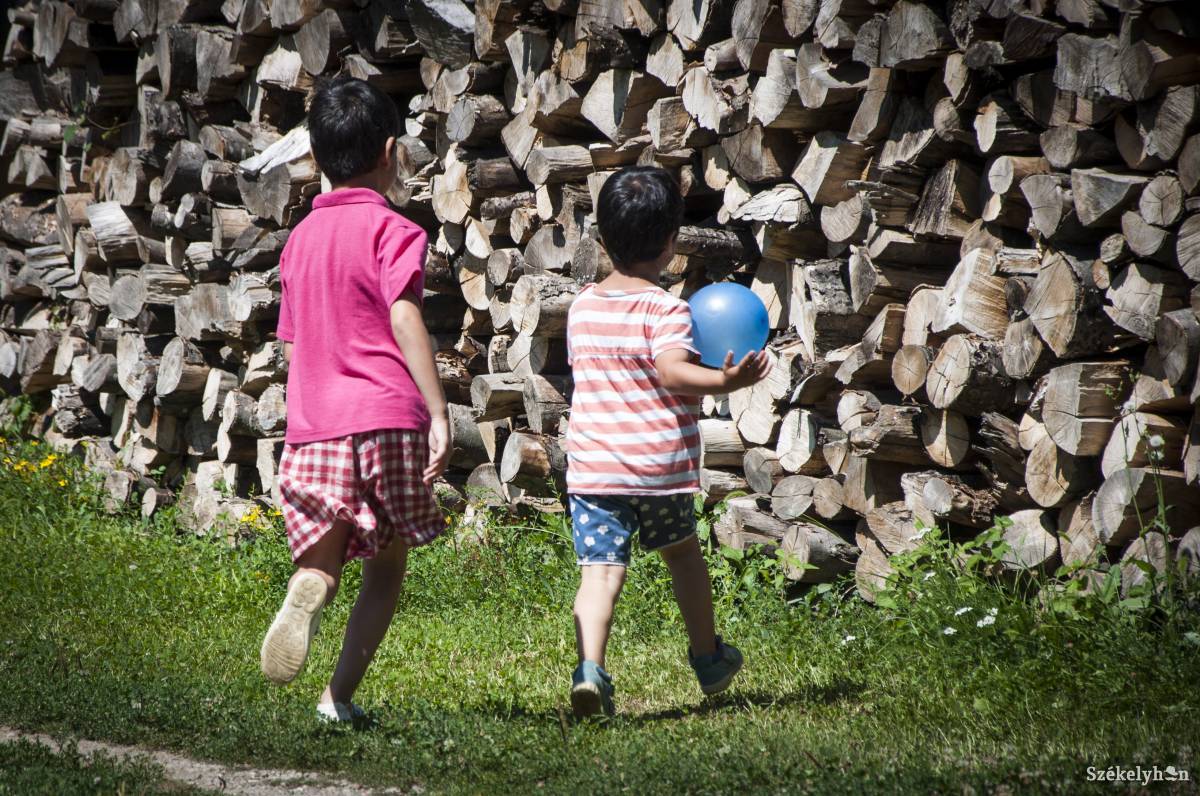 &bullet;  Fotó: Lukácsi Lehel