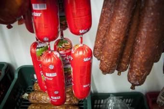 Két és félmillió lejre bírságolt az állategészségügyi és élelmiszer-biztonsági hatóság tavaly