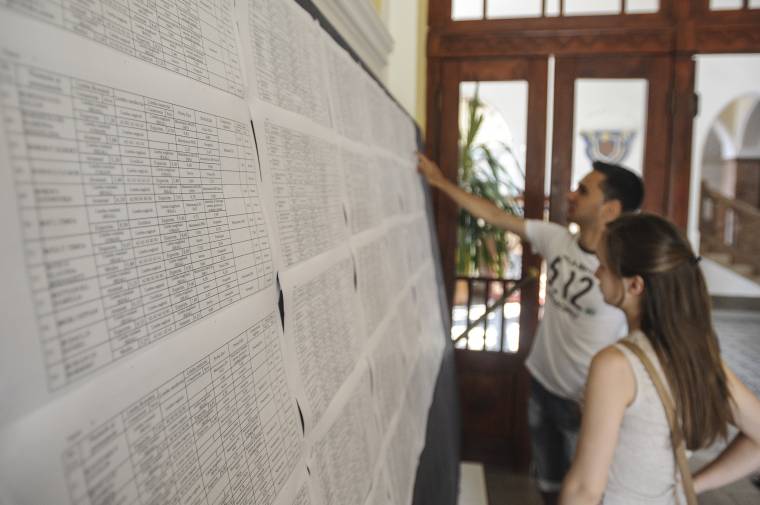 Magyarország fogadja az „ideiglenes” végzősöket