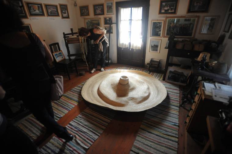 Szalmakalap-fesztivált tartanak Kőrispatakon