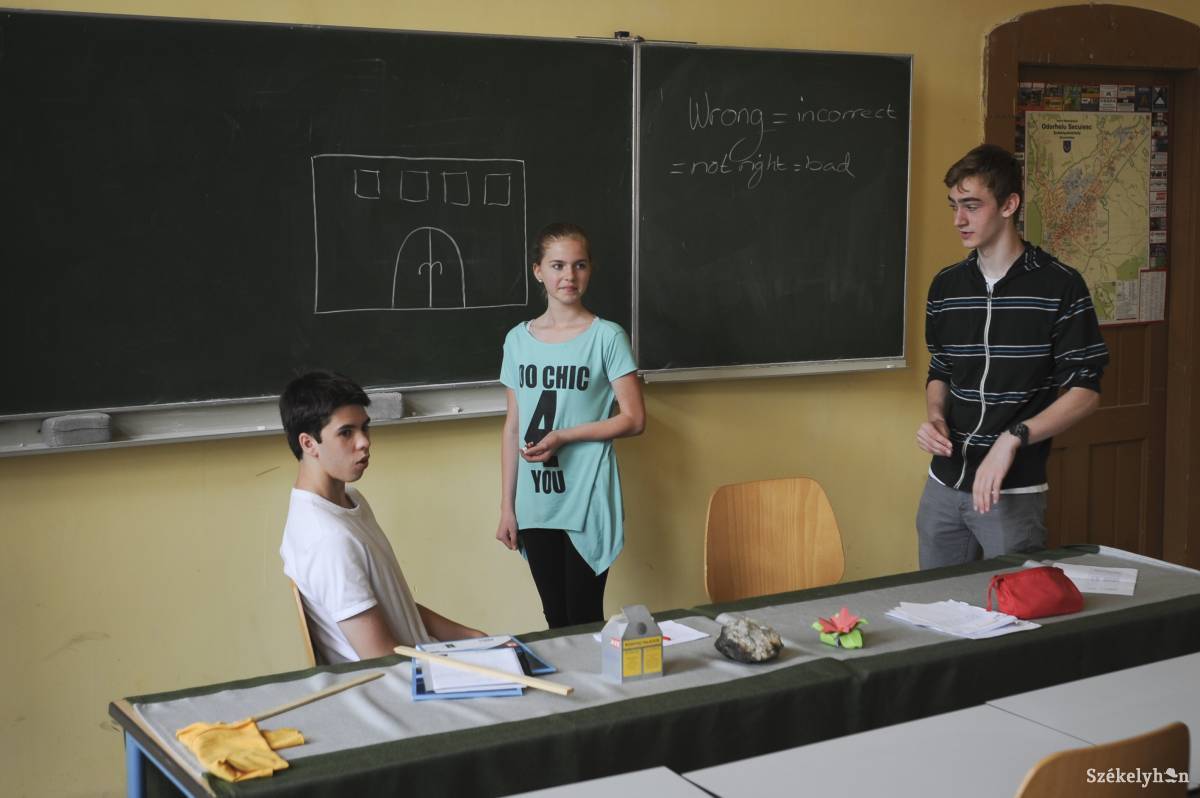 &bullet;  Fotó: Thomas Campean