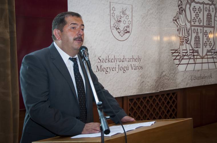 Bunta Levente felrúgná a játékszabályokat