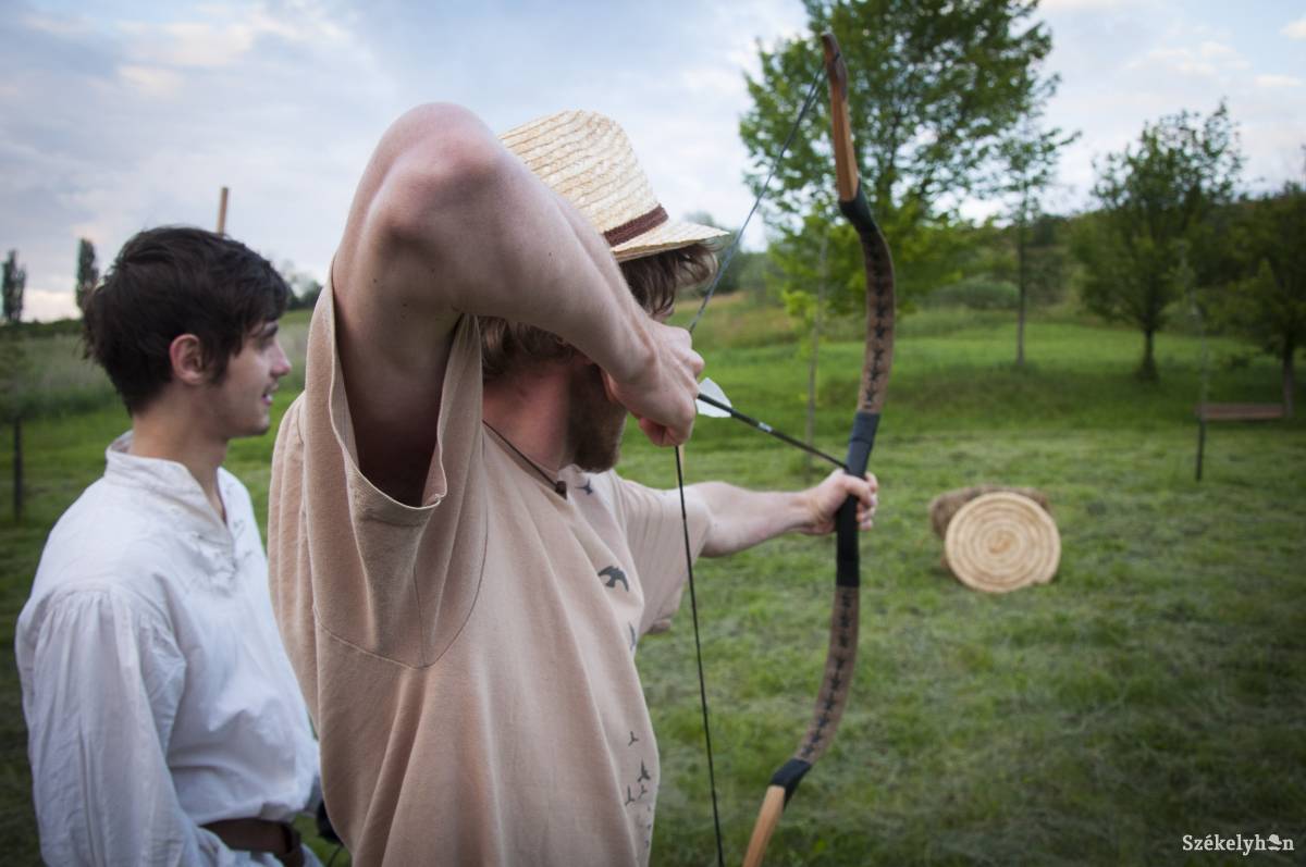 &bullet;  Fotó: Lukácsi Lehel