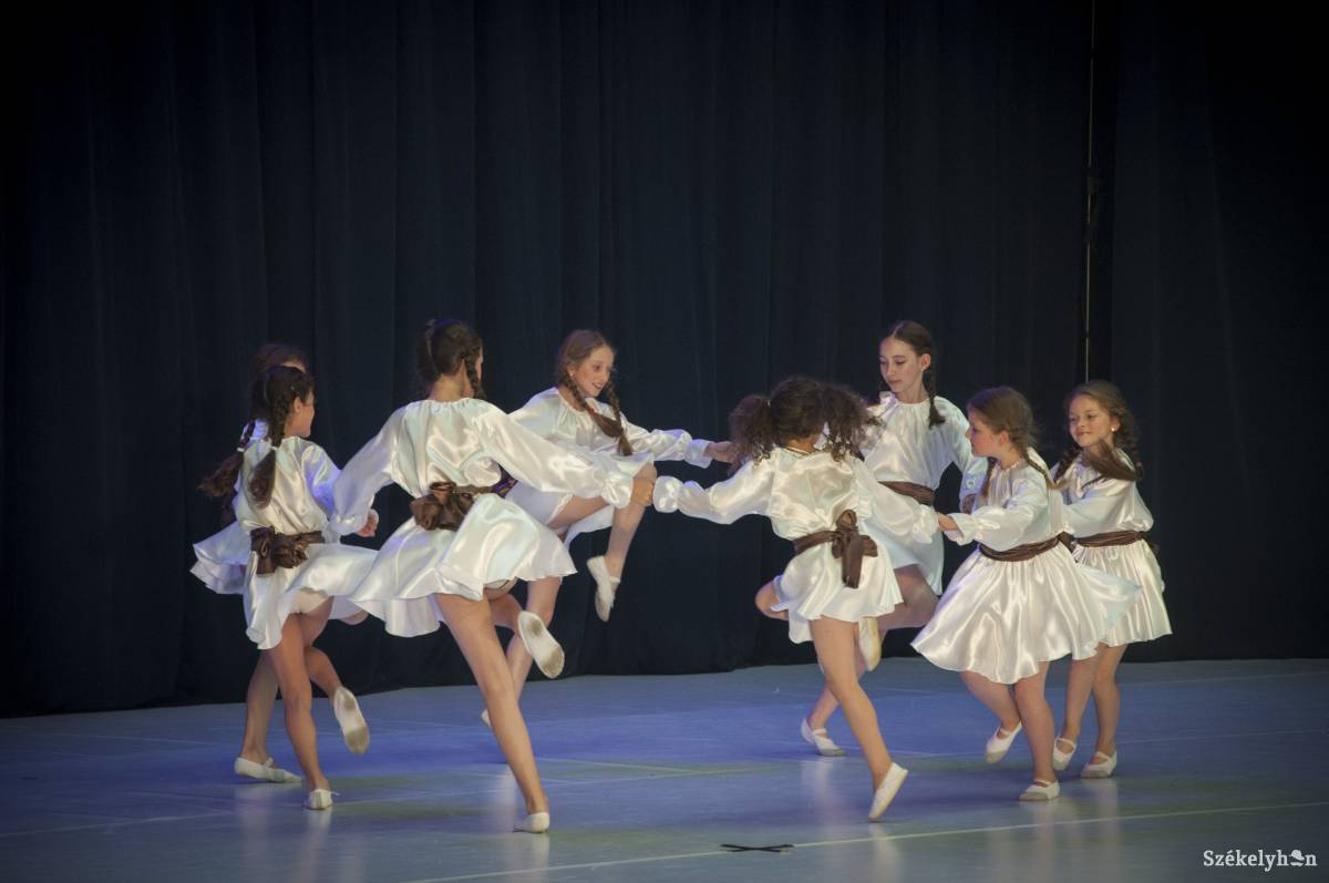 &bullet;  Fotó: Lukácsi Lehel