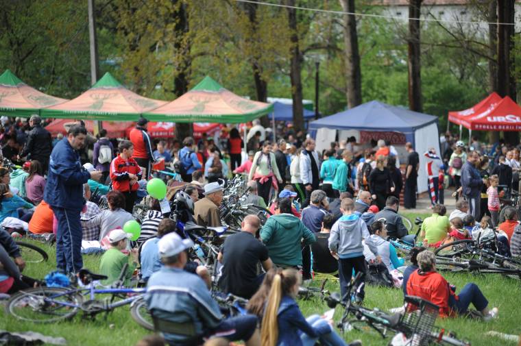 Tíz tonna szemetet hagytak hátra a majálisozók