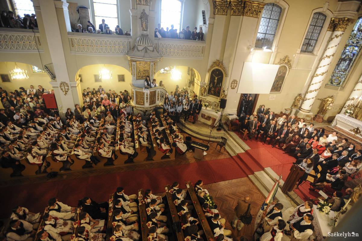 &bullet;  Fotó: Thomas Campean