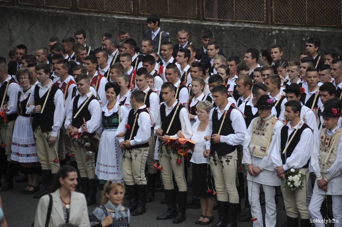 &bullet;  Fotó: Thomas Campean