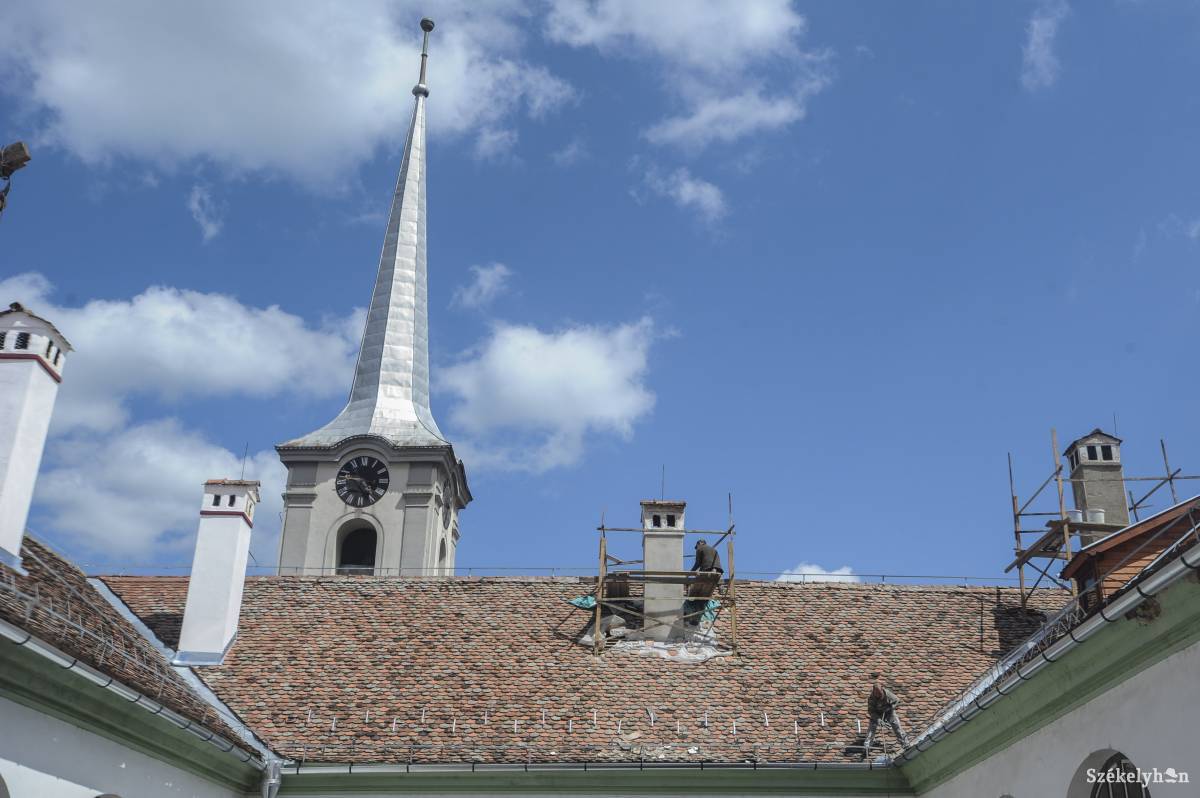 &bullet;  Fotó: Thomas Campean