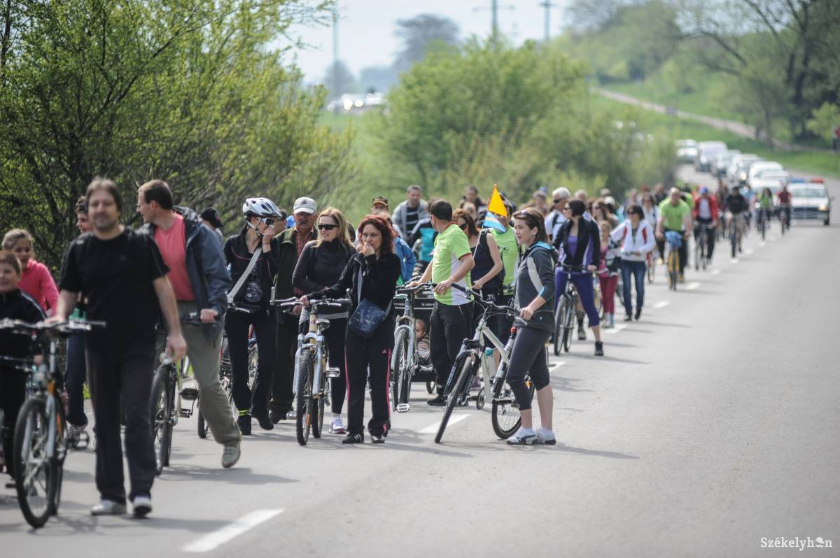 &bullet;  Fotó: Thomas Campean