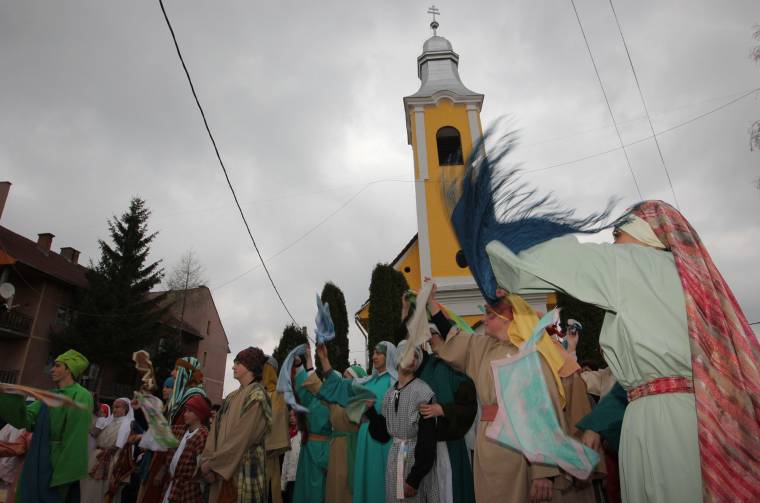 Szabadtéri passiót mutatnak be Kápolnásfaluban