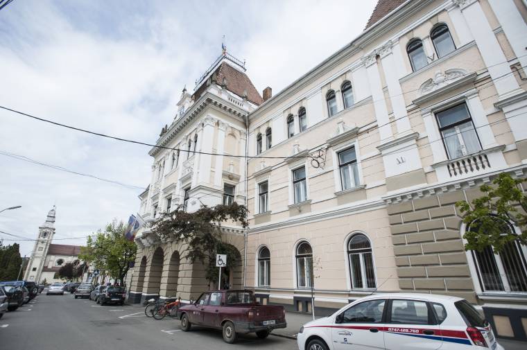 Eltűnhetnek az égi kábelek a központból