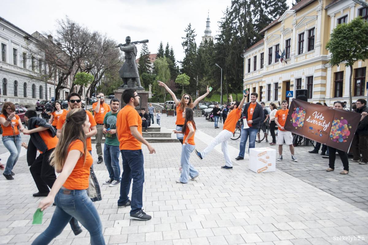 &bullet;  Fotó: Thomas Campean