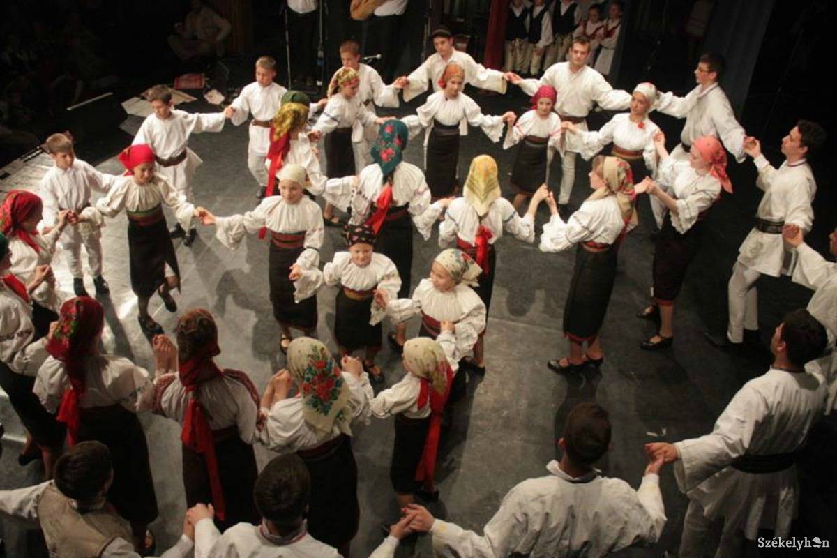 &bullet;  Fotó: Barcsa István