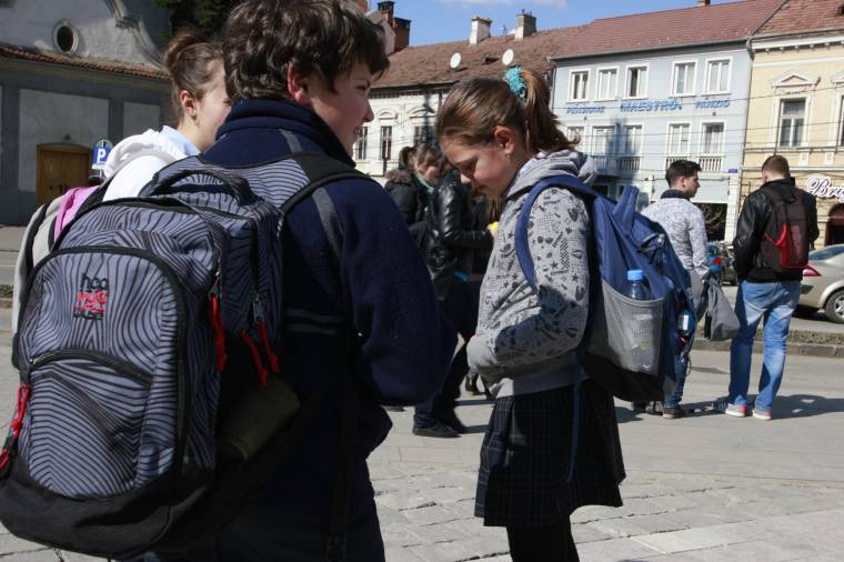 Kevesebb ügyintézéssel jár ezentúl az iskolai kirándulás megszervezése