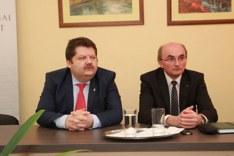 Határon átívelő együttműködés