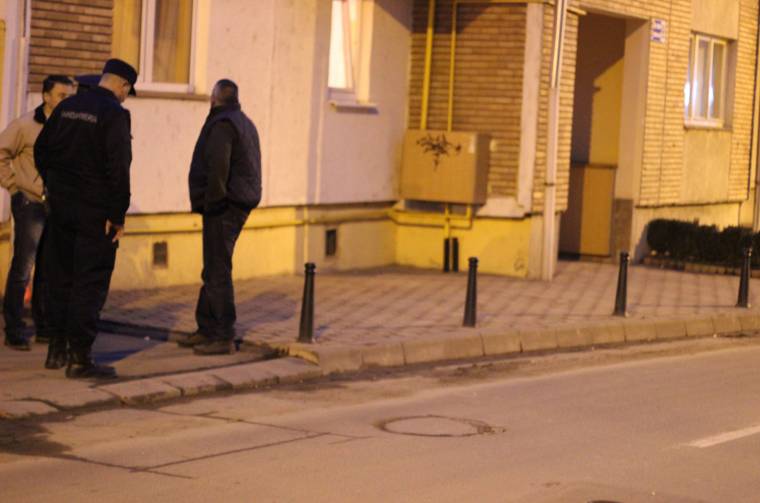 Kiugrott egy férfi a harmadik emeletről