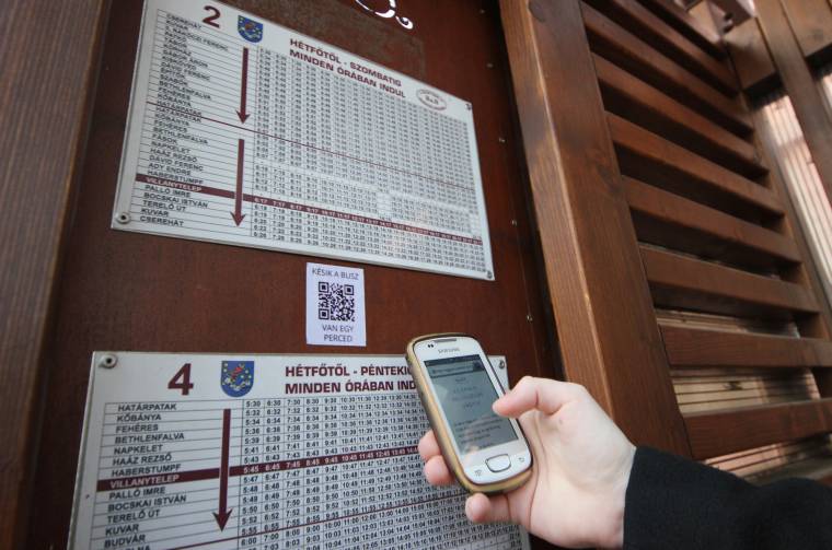 Van egy perced? Olvass Örkényt, ha késik a busz!