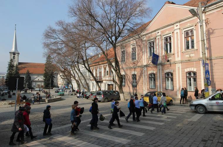 Testvériskolák: határon átívelő barátságok