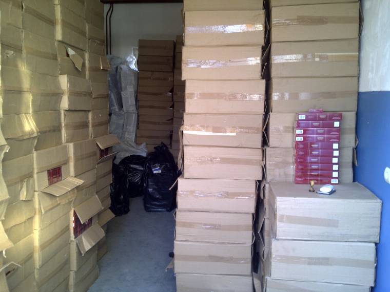 Rekordmennyiségű csempészett cigarettát foglaltak le