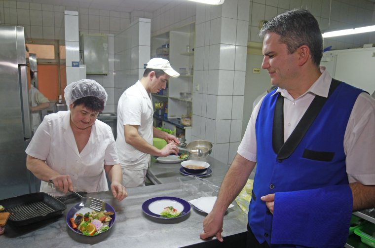 „Elhozhatja a Kánaánt” az áfacsökkentés – szakemberek szerint kifehérítheti a vendéglátóipart az 5 százalékos adókulcs