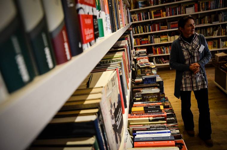 Az utolsó pillanatban is választhat könyvet az „angyal”