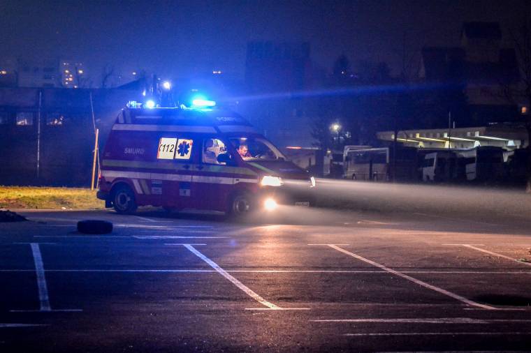 Baj esetén az emberek többsége azonnal hívja a 112-es számot