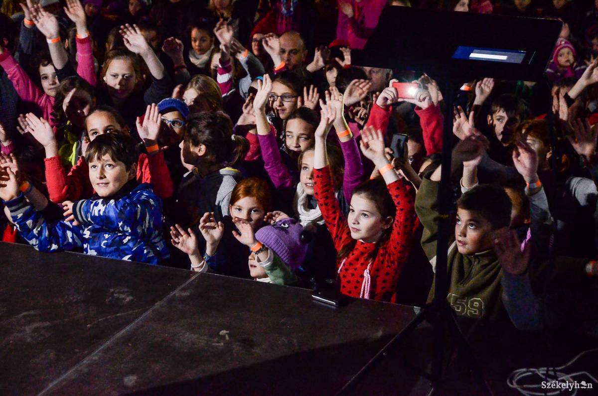 &bullet;  Fotó: Barabás Ákos