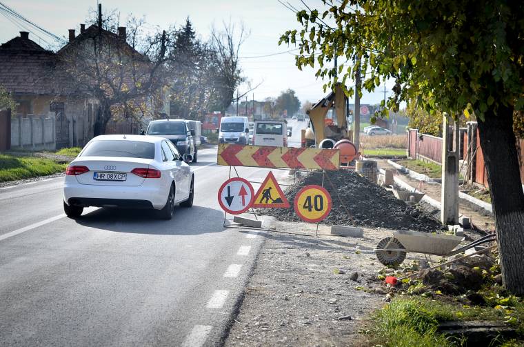 Járdával a fenyédiek biztonságáért